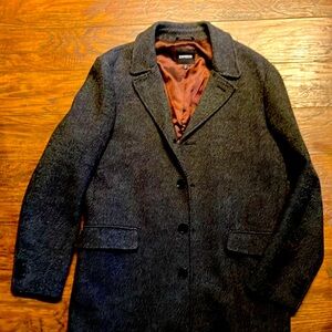 Express men’s charcoal herringbone overcoat, size MEDIUM